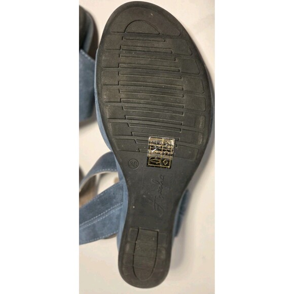 Anesha Naples Blue Suede Strappy Sandal W/ Metal Details Adj Straps Low Heel S 8 - Picture 9 of 9